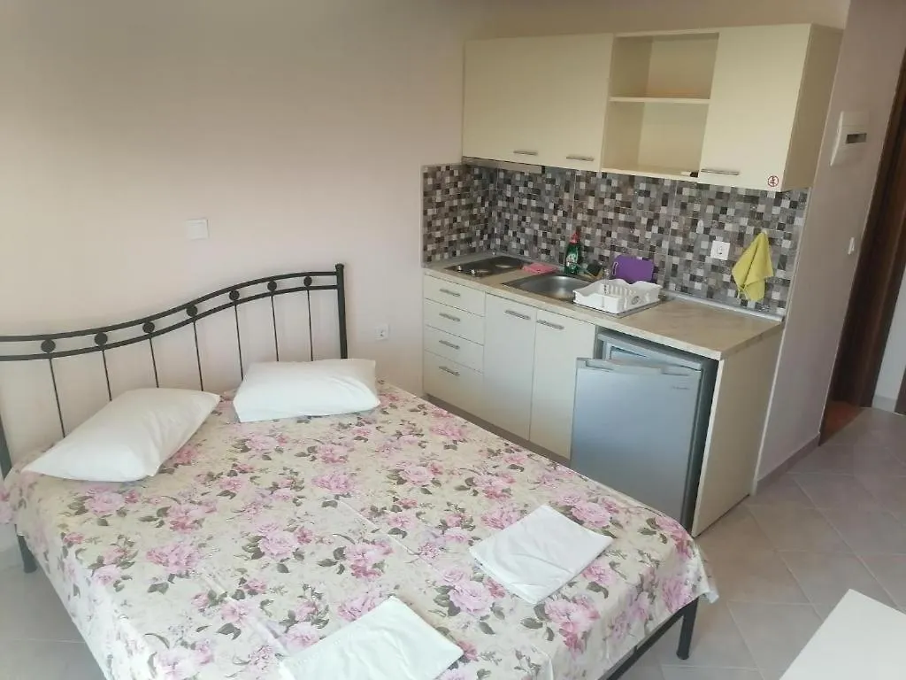 Aparthotel Kalipso Studios Nikiti