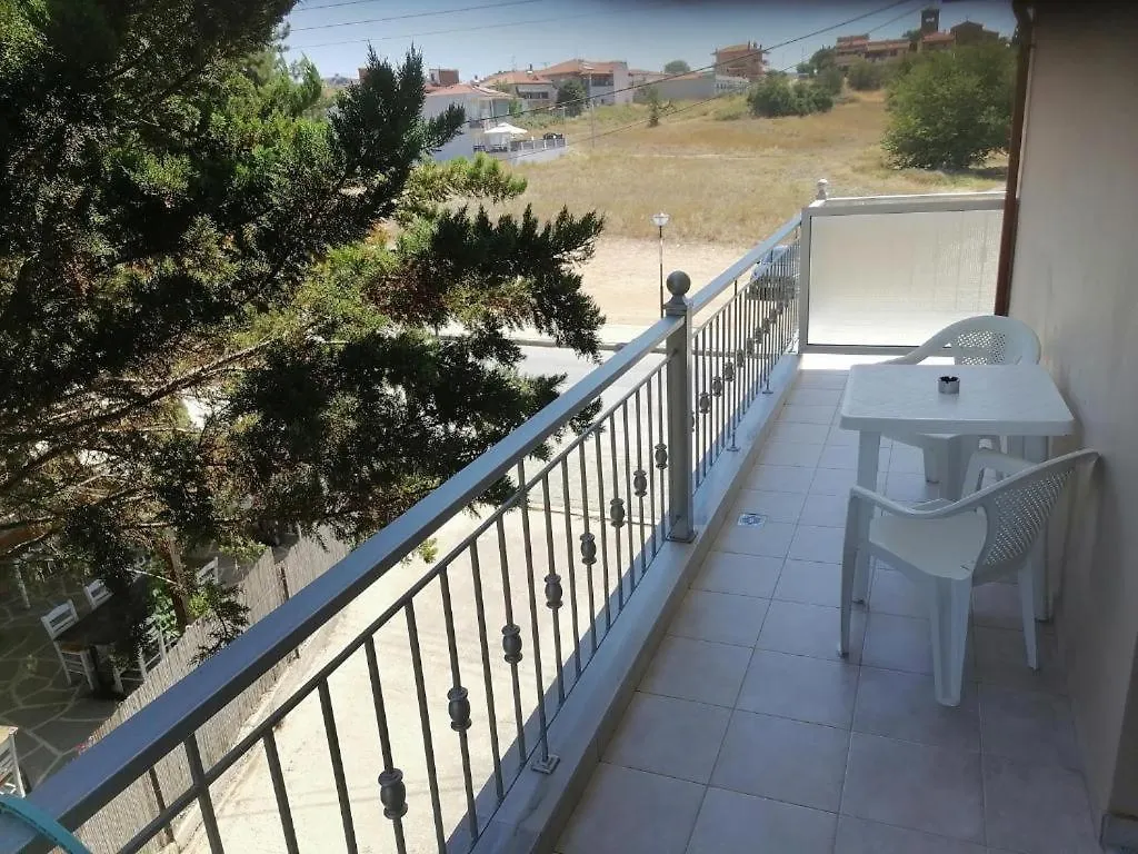 Kalipso Studios Nikiti  Aparthotel